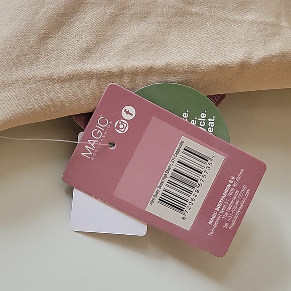 Booty Boost Shaper Shorts - Picture 6 of 11